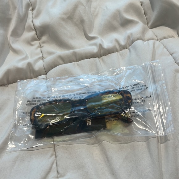 glasses - Picture 3 of 3